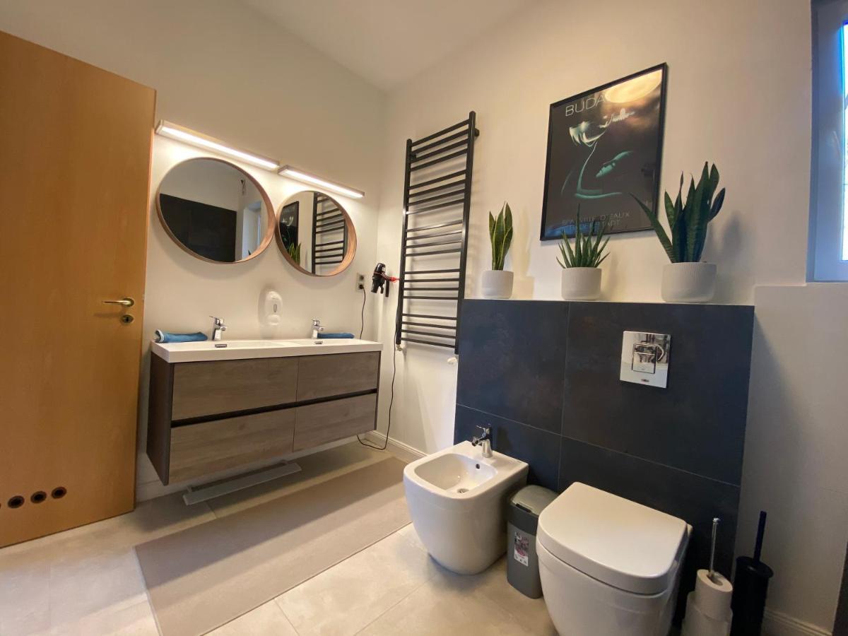 2 Bedroom 107 M2 Loft With Balcony 布达佩斯 外观 照片