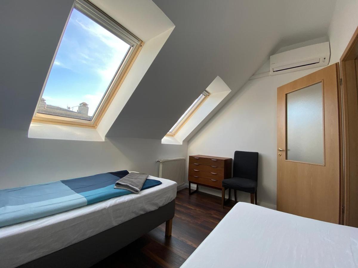 2 Bedroom 107 M2 Loft With Balcony 布达佩斯 外观 照片